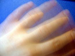 Почему трясутся руки?